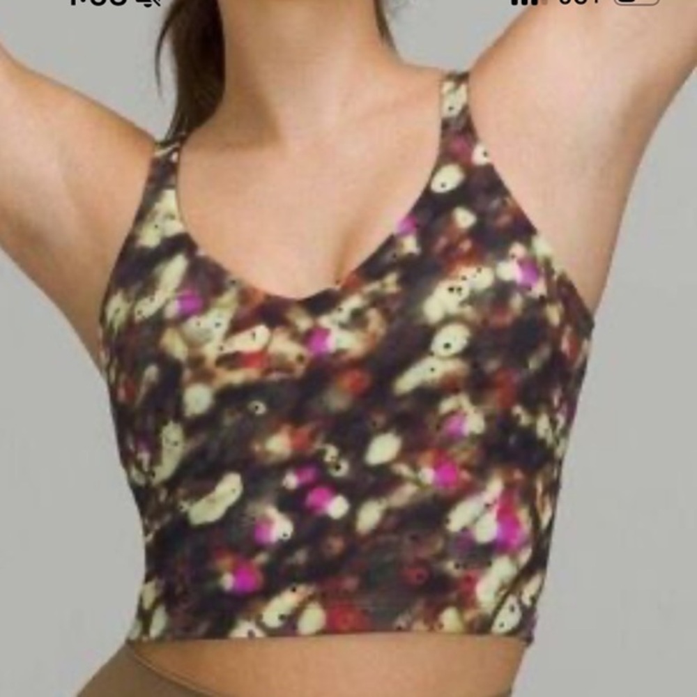 FREE WITH $30 PURCHASE. Lululemon Align Tank, Size 4,